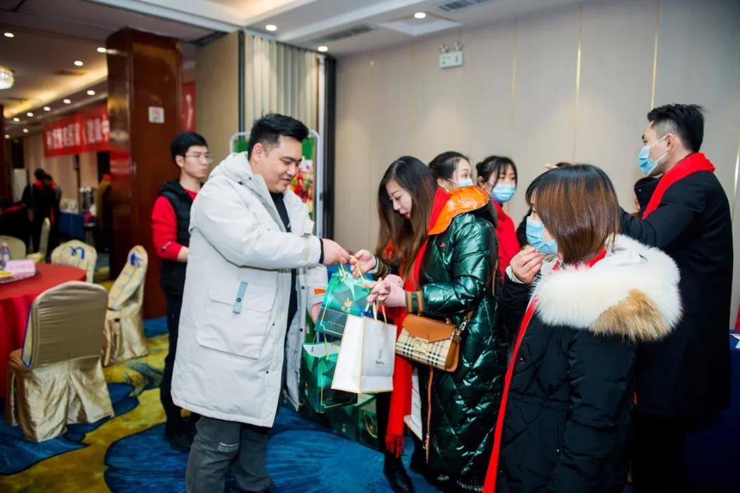 9999js��ɳ��Ʒ��(�й�)���޹�˾