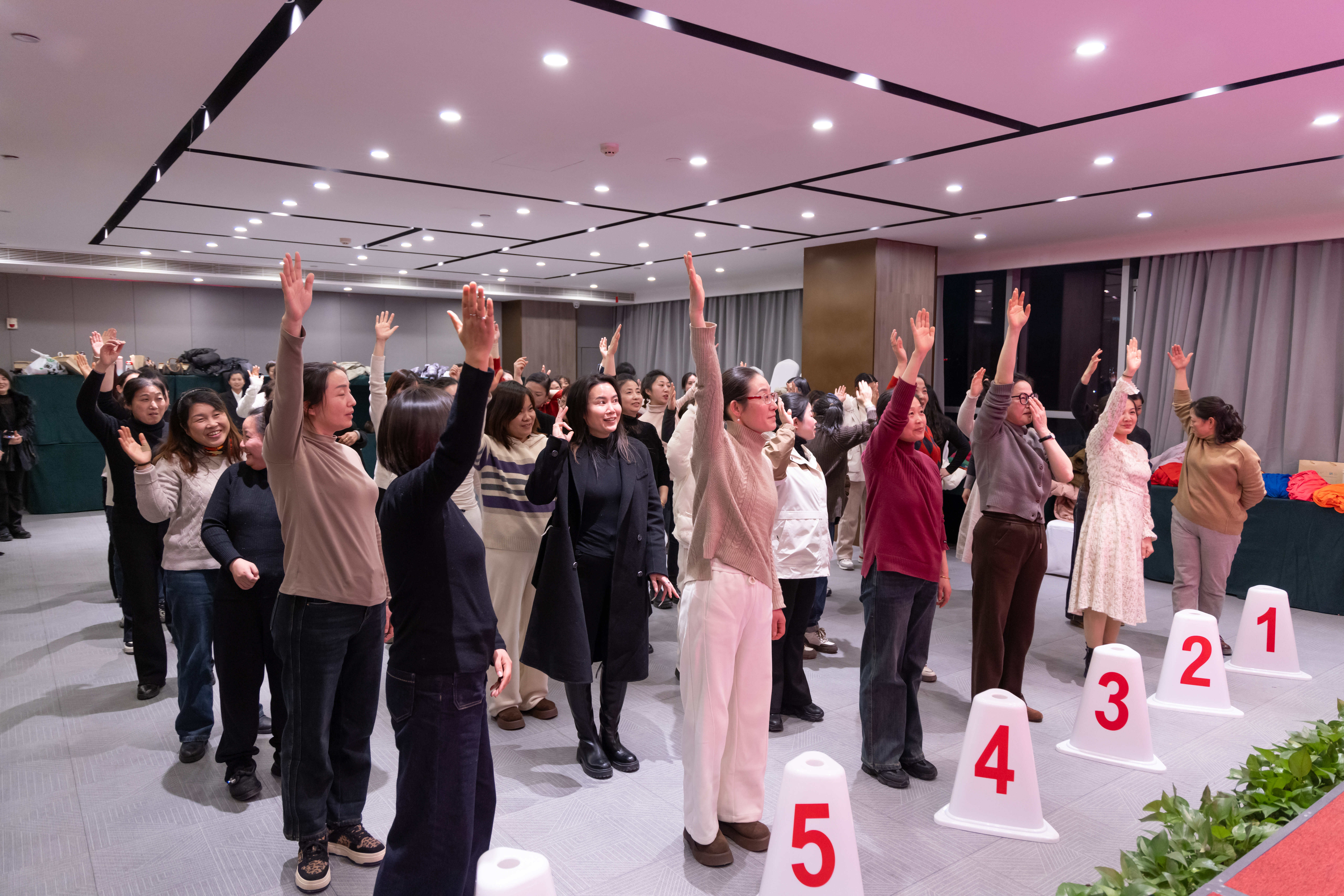 9999js��ɳ��Ʒ��(�й�)���޹�˾