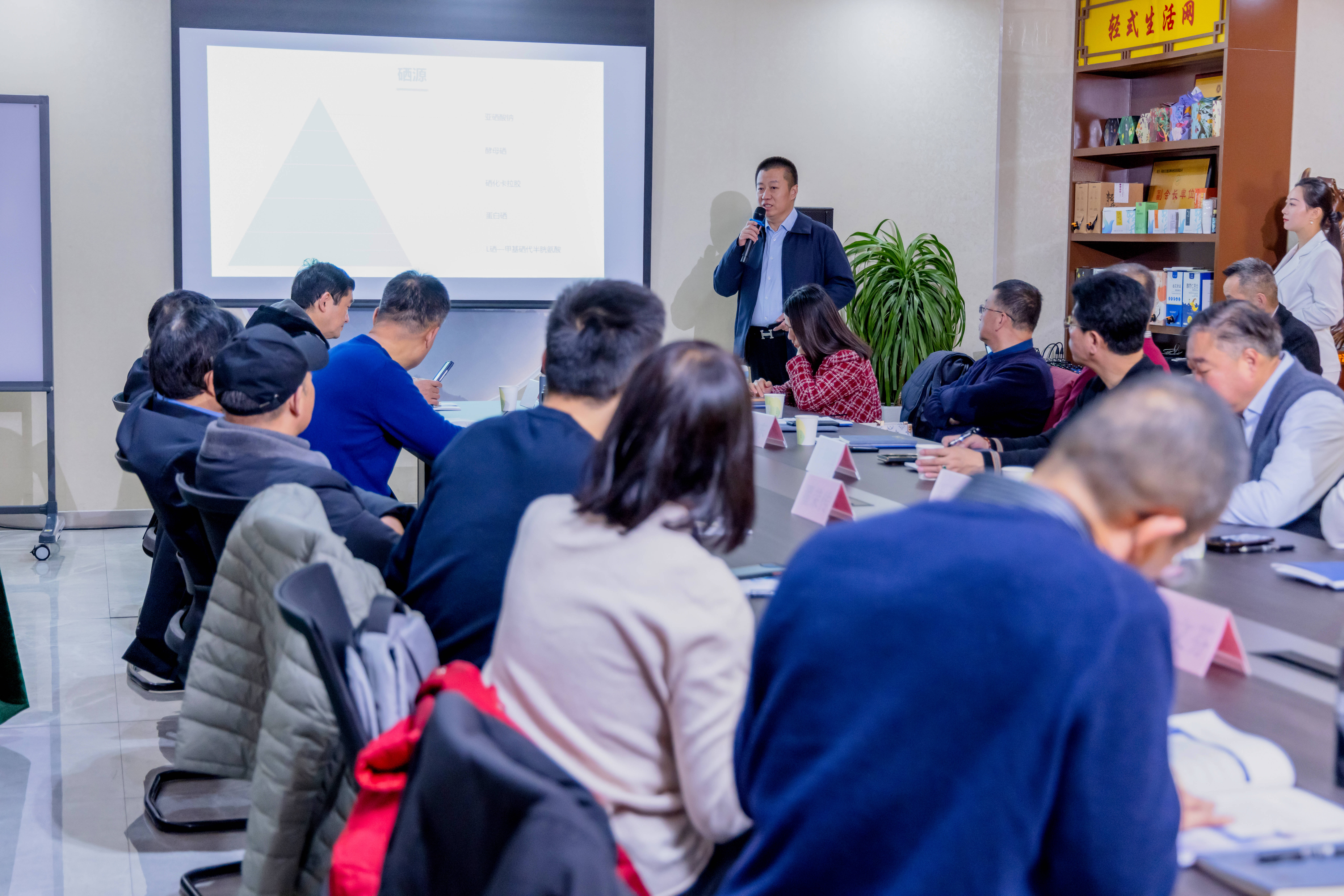 10+ҽҩ�����ϰ��ֳ�ǩԼ��9999js��ɳ��Ʒ��(�й�)���޹�˾��ɡ��������������л��ֳɾ��У���������Ч���ḻ��