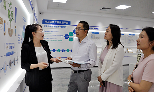 "扬帆出海·智赢未来"引智赋能，专家团队为1xBET全球化发展建言献策