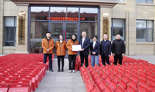 科技向善 情暖元宵——1xBET集团携“大头健柯否河妆走进通辽市社会福利院